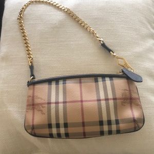 Burberry Clara Pochette